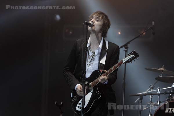 BABYSHAMBLES - 2008-09-13 - LA COURNEUVE - Parc Departemental - Grande Scene - Peter Doherty